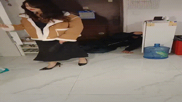 【Esse殿下】贱奴放鸽子的下场