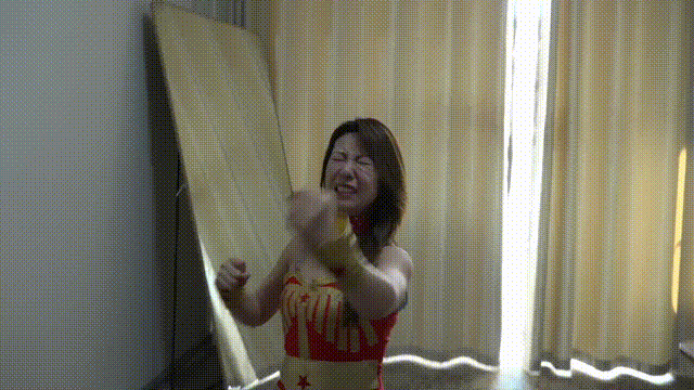 【逍遥】性奴隶的神奇女侠~伊娃EVA主演团缚蟹腿缚驷马脚趾缚人鱼股绳缚电击挠